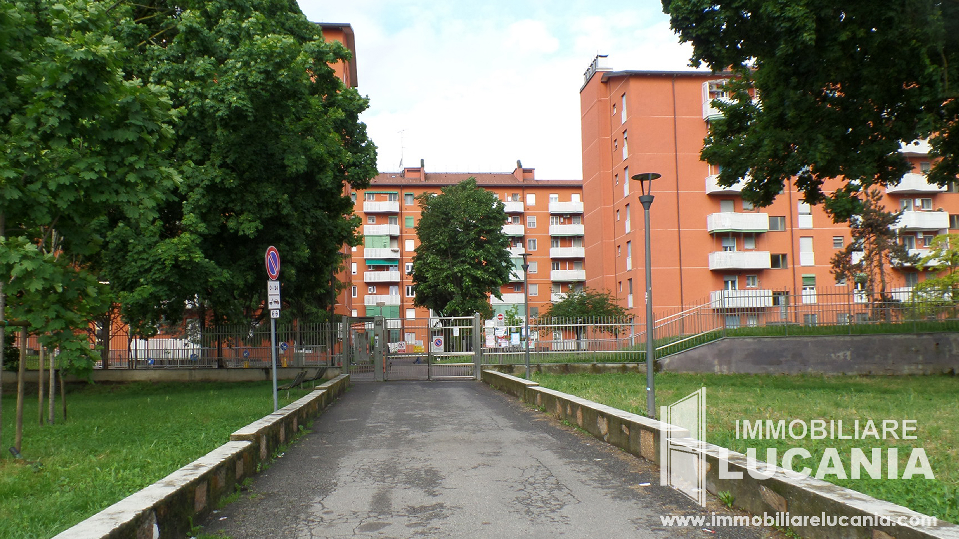 Foto 1 trilocale Via Sordello Milano