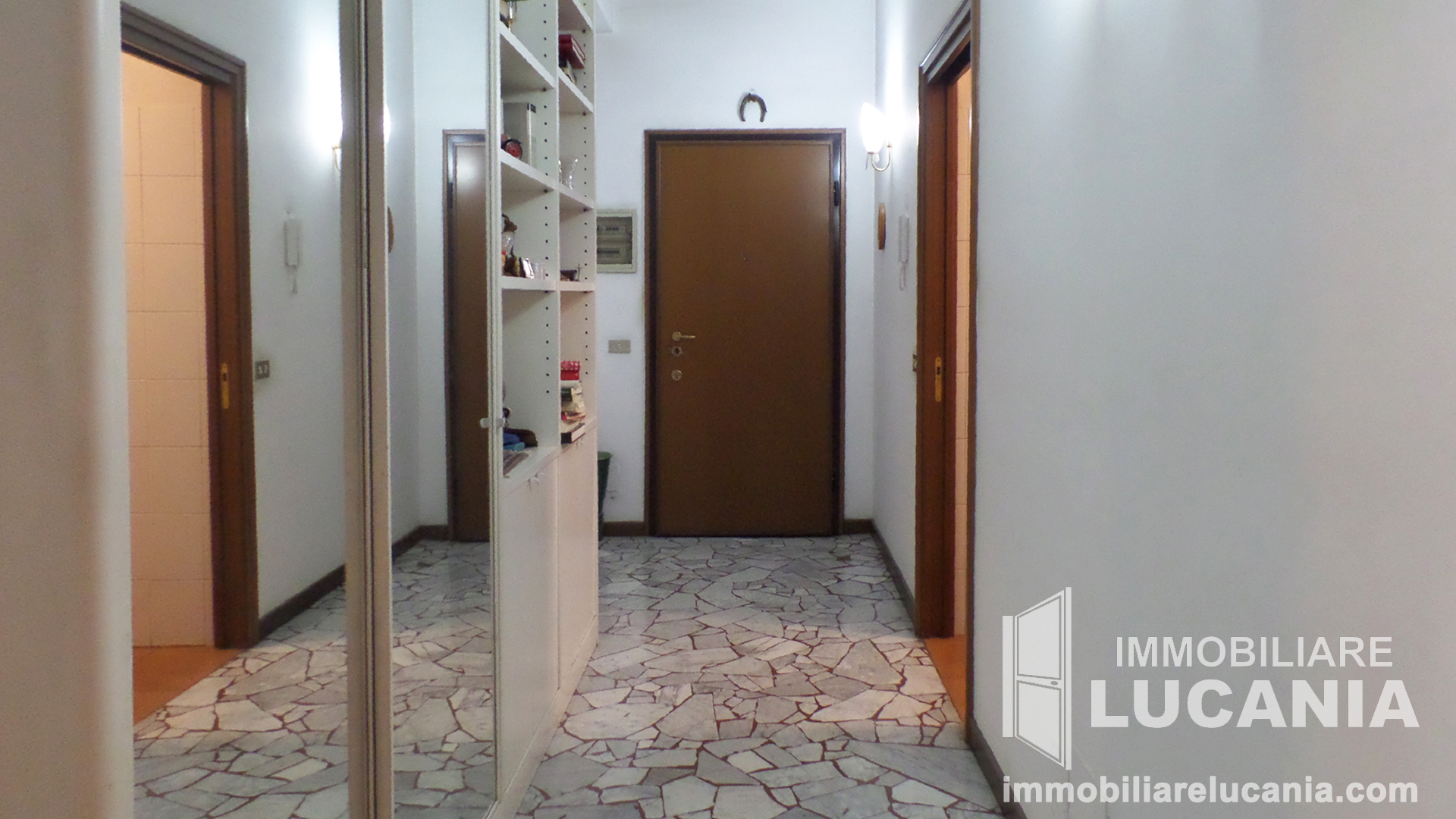 corrridoio ingresso