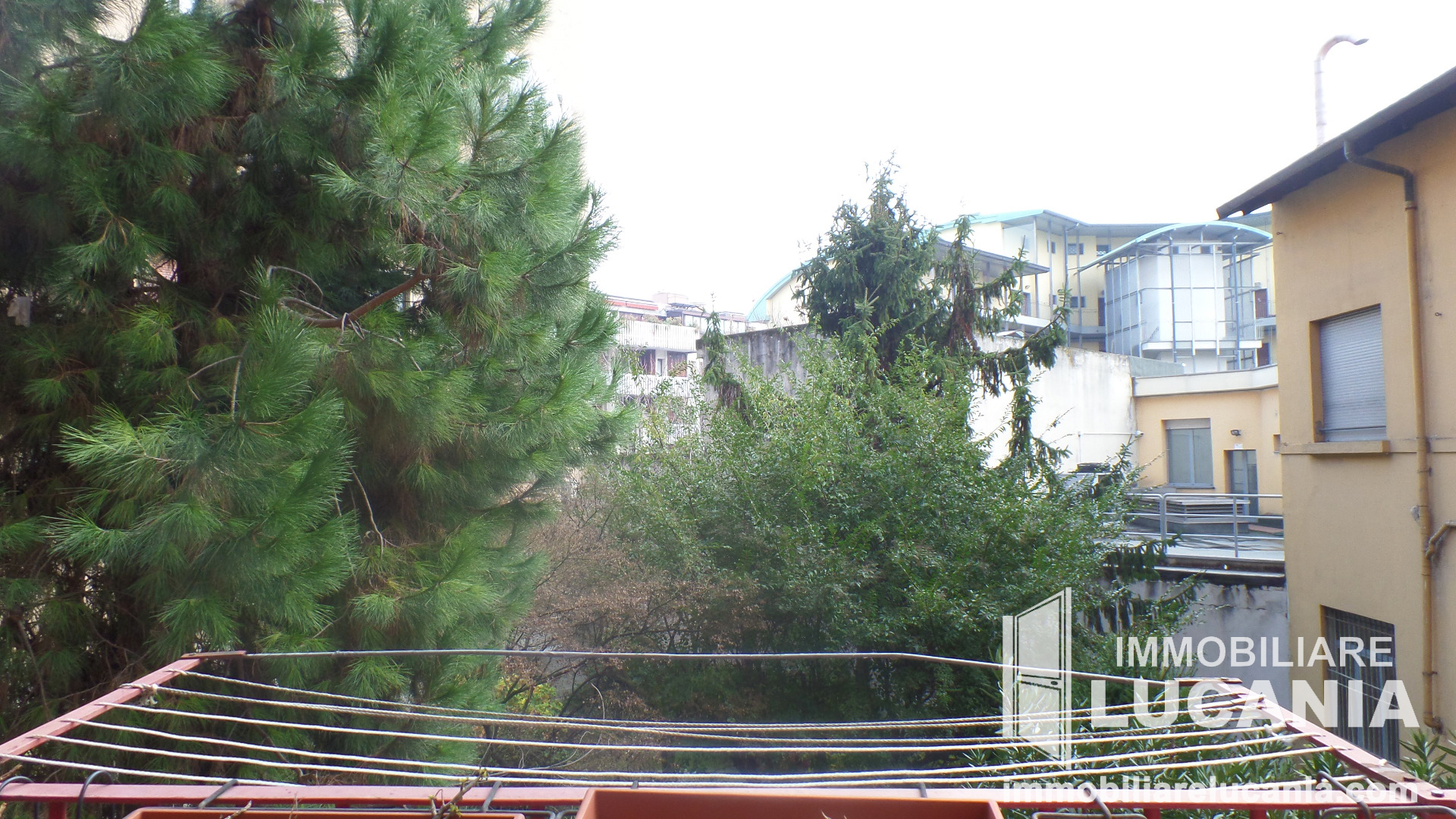 Vista dal balcone cucina 