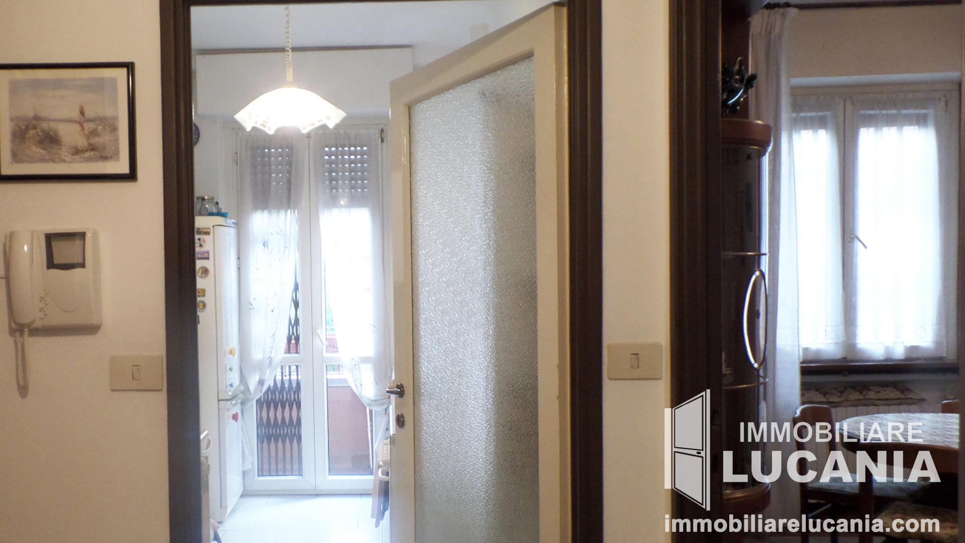 Cucina abitabile e soggiorno