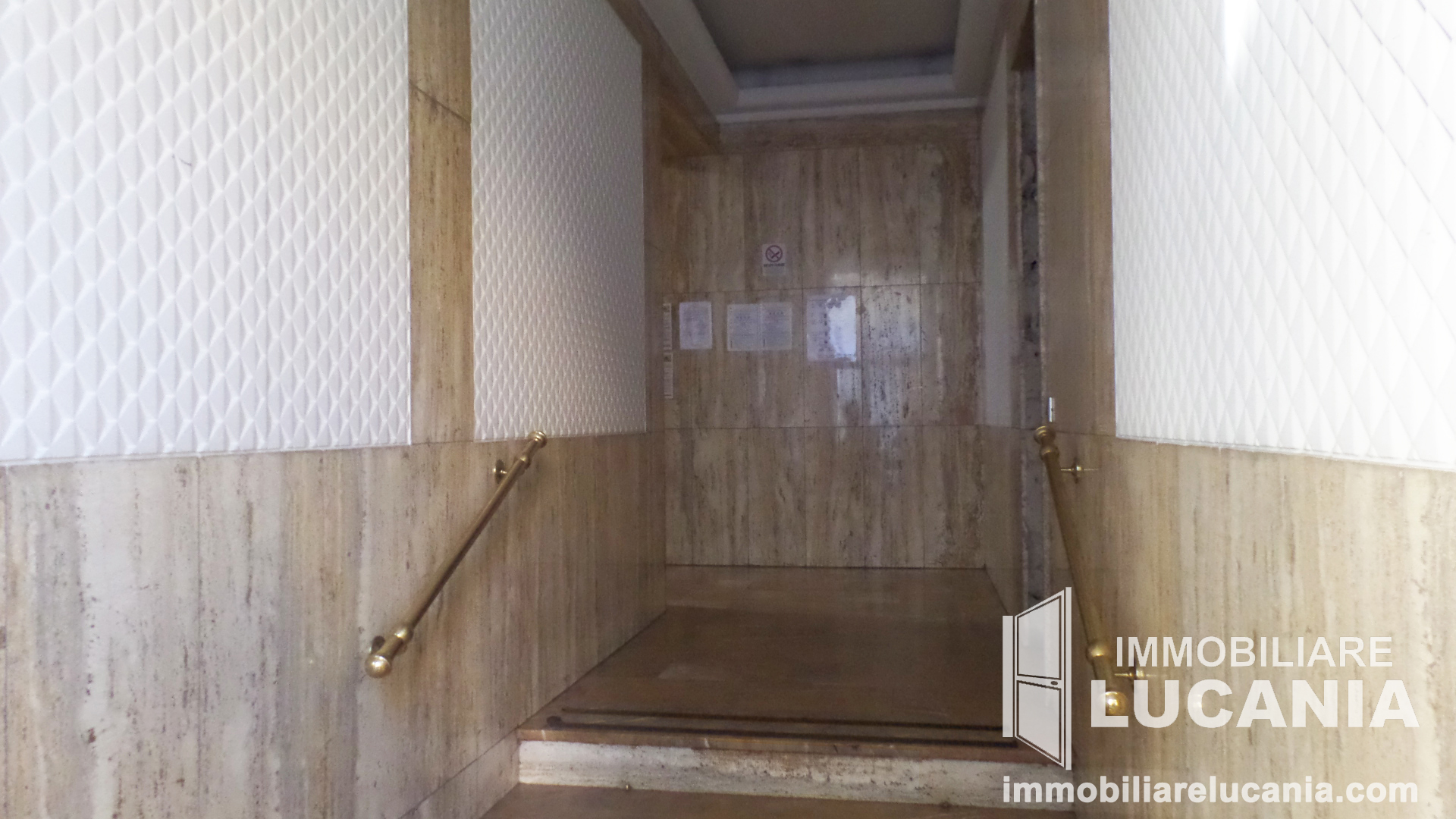 Foto Atrio Ingresso stabile