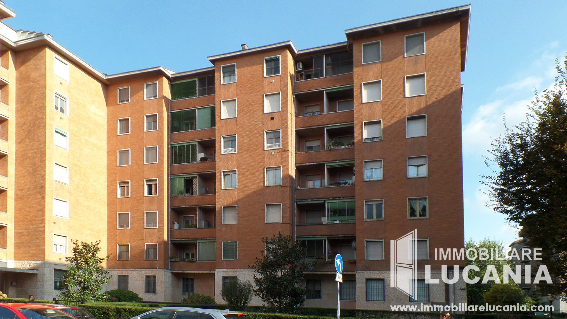 Foto Esterno stabile Via Martinengo Milano